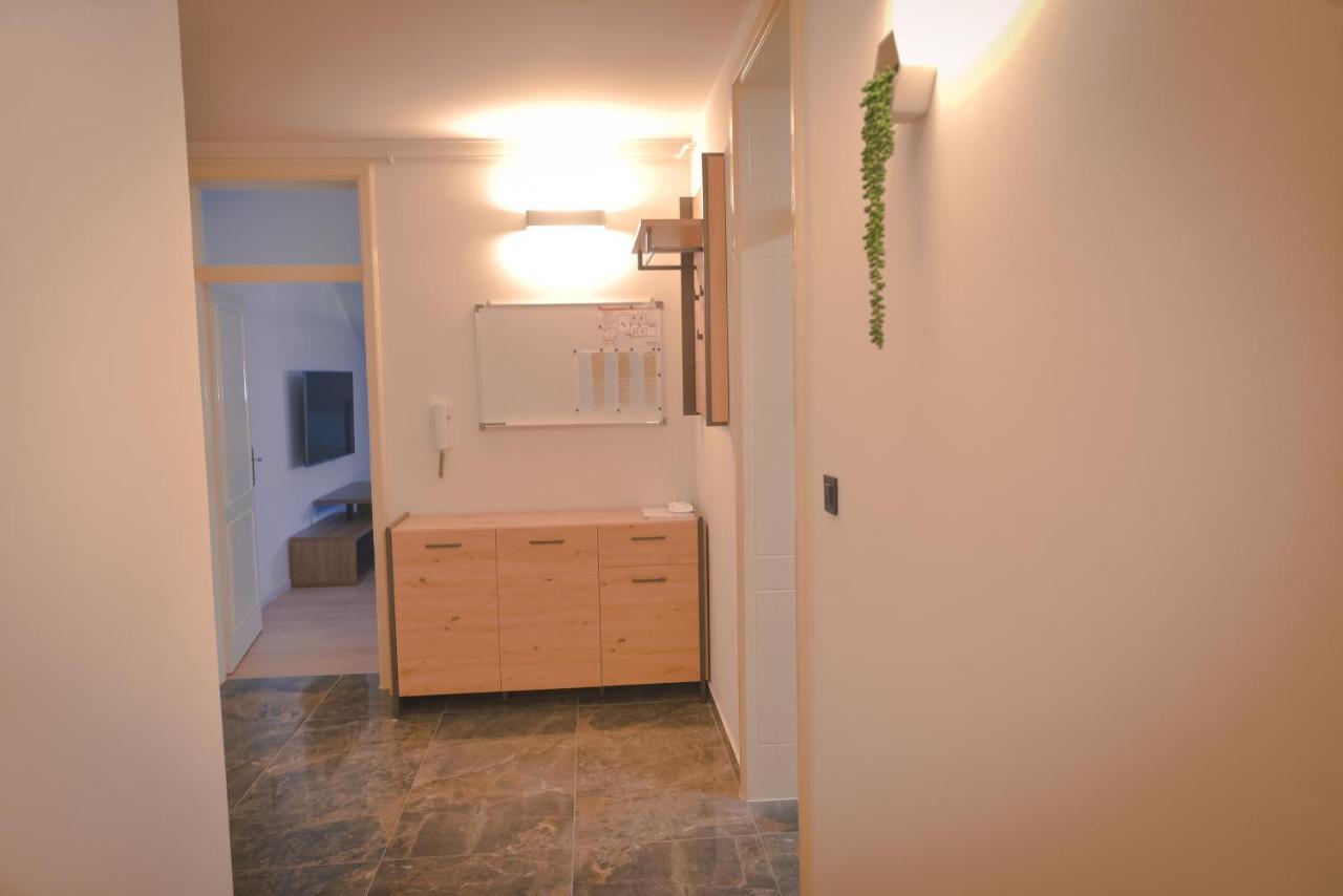Mila Apartman Apartamento Ðakovo Exterior foto